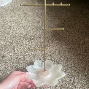 Jewelry holder